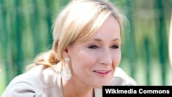 J.K. Rowling 