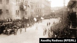 1918-ci il, 15 sentyabr. Qafqaz İslam Ordusu Bakıya daxil olur